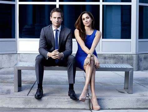 Suits Season 2 Episode 16 War Summary Harvey's vision for the firm's future clashes with Jessica's when a British firm offers a tempting proposition. . Suits season 2 episode 5 cast